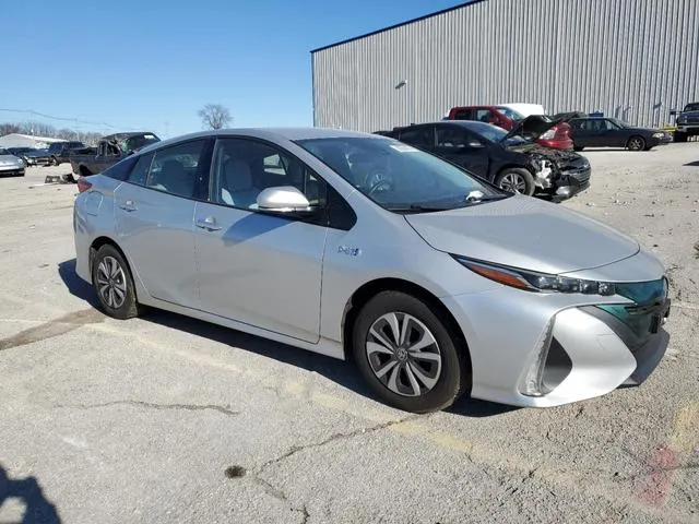 JTDKARFP6H3060695 2017 2017 Toyota Prius 4