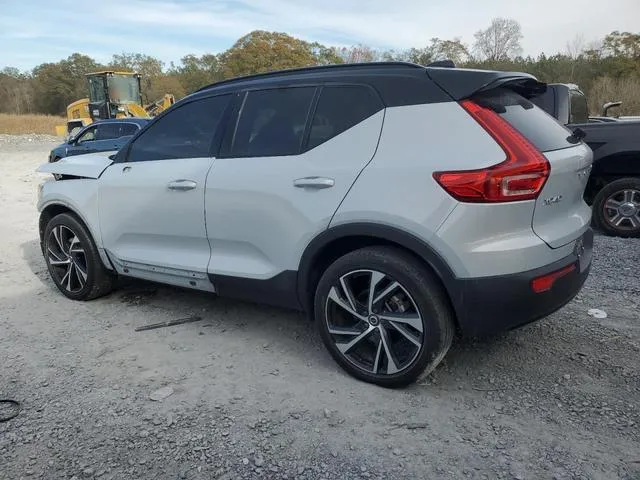 YV4162UM4M2450625 2021 2021 Volvo XC40- T5 R-Design 2