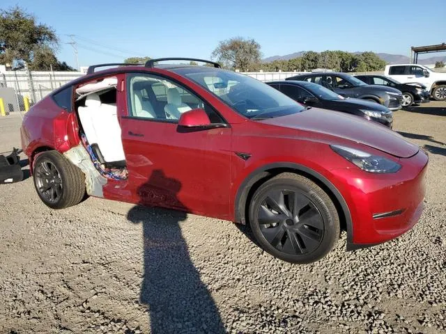 7SAYGDED6RF105886 2024 2024 Tesla MODEL Y 4