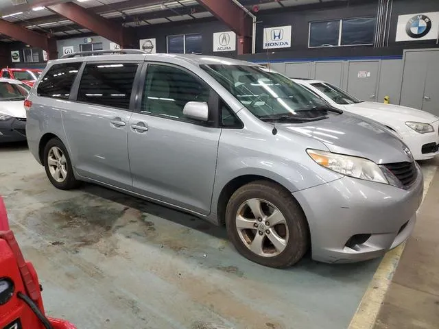 5TDKK3DC9DS303242 2013 2013 Toyota Sienna- LE 4