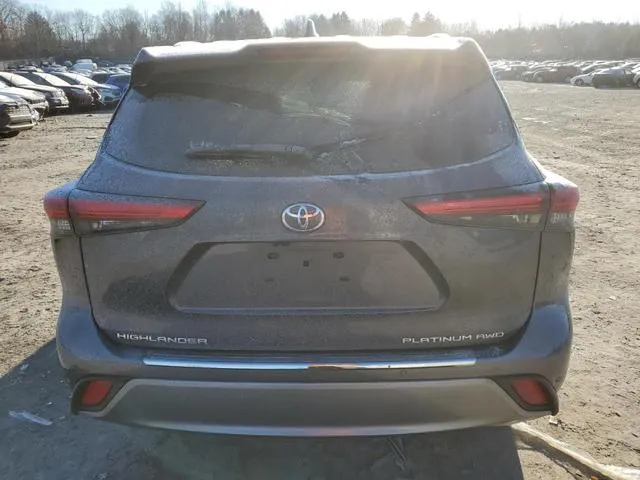 5TDFZRBH0NS161461 2022 2022 Toyota Highlander- Platinum 6