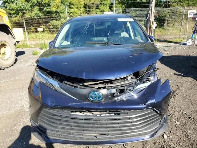 5TDKSKFCXMS038144 2021 2021 Toyota Sienna- LE 5