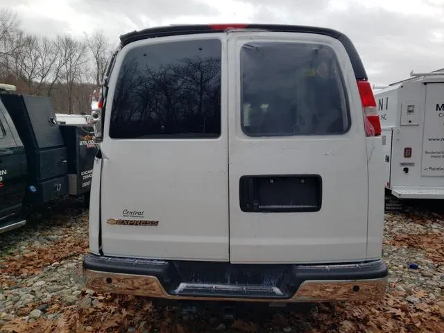 1GCZGGFP7N1268318 2022 2022 Chevrolet Express 6