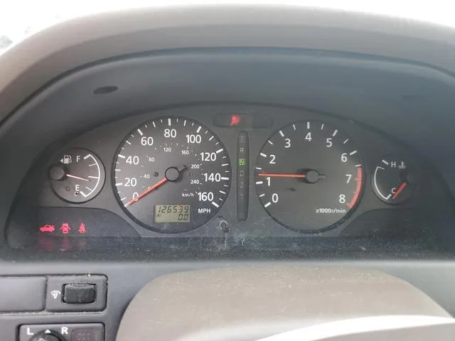 JN1CA31D31T609972 2001 2001 Nissan Maxima- Gxe 9