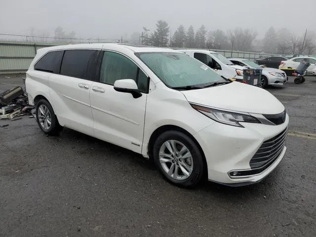 5TDZSKFC2MS013060 2021 2021 Toyota Sienna- Limited 4