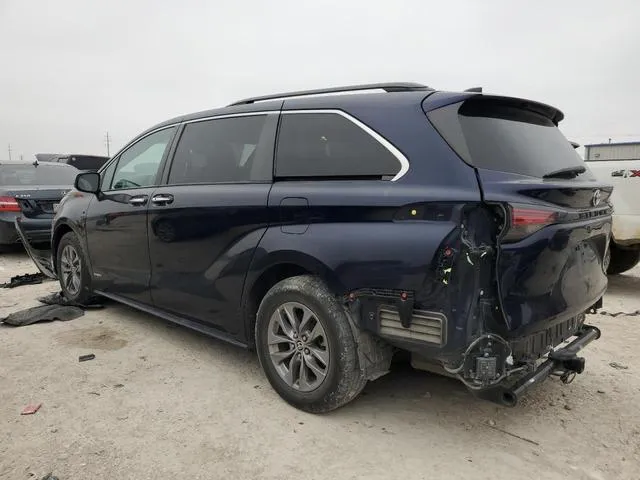 5TDYRKEC1MS060752 2021 2021 Toyota Sienna- Xle 2