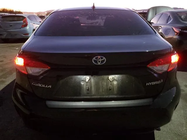 JTDEAMDE5MJ019482 2021 2021 Toyota Corolla- LE 6