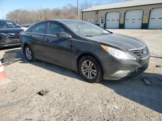 5NPEB4AC3DH687628 2013 2013 Hyundai Sonata- Gls 4