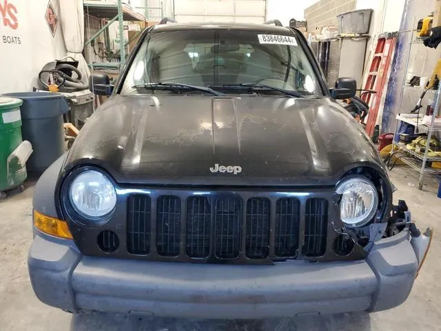 1J4GL48K05W535637 2005 2005 Jeep Liberty- Sport 5