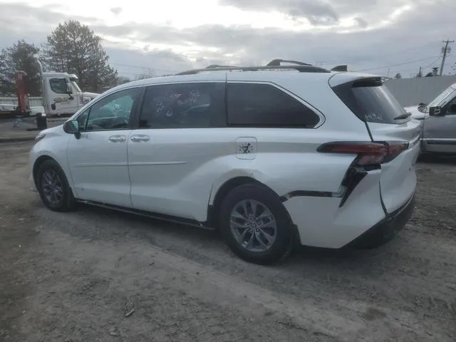 5TDYRKEC2NS135069 2022 2022 Toyota Sienna- Xle 2