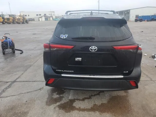 5TDGZRAH5MS060629 2021 2021 Toyota Highlander- Xle 6