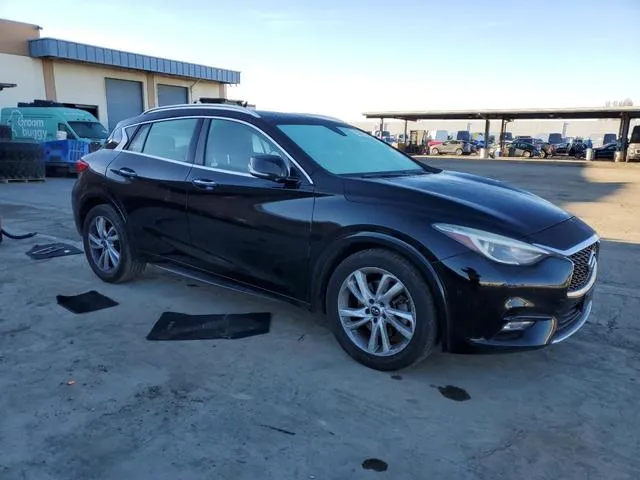 SJKCH5CP0JA041801 2018 2018 Infiniti QX30- Base 4