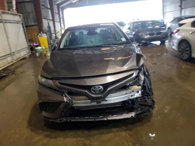 4T1G11AK9MU455358 2021 2021 Toyota Camry- SE 5