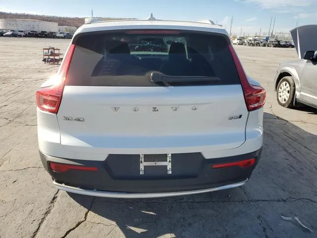 YV4L12UE0P2042286 2023 2023 Volvo XC40- Plus 6