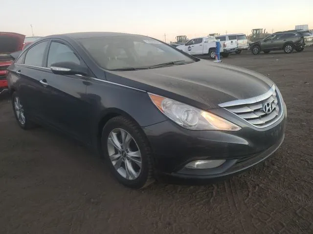 5NPEC4AC4CH309359 2012 2012 Hyundai Sonata- SE 4