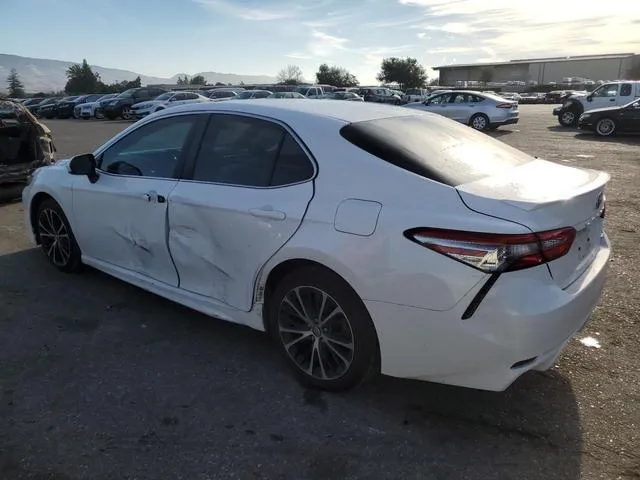 4T1B11HKXJU111288 2018 2018 Toyota Camry- L 2