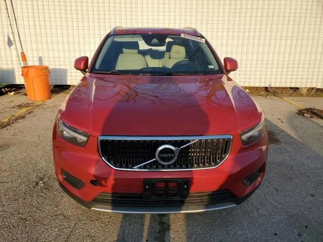 YV4AC2HKXL2210110 2020 2020 Volvo XC40- T4 Momentum 5