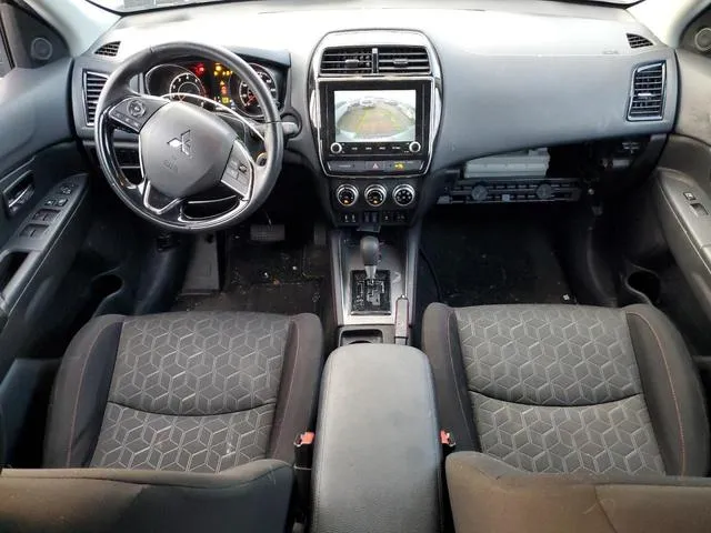 JA4ARUAUXNU018633 2022 2022 Mitsubishi Outlander- ES 8