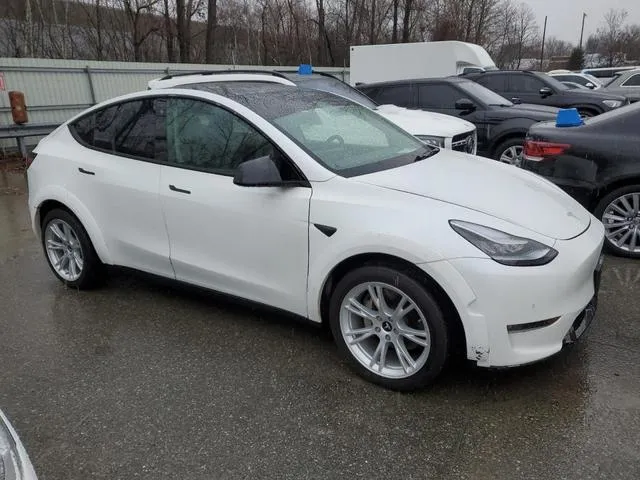 5YJYGDEE2MF082699 2021 2021 Tesla MODEL Y 4