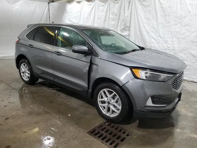 2FMPK4J92RBA82009 2024 2024 Ford Edge- Sel 4