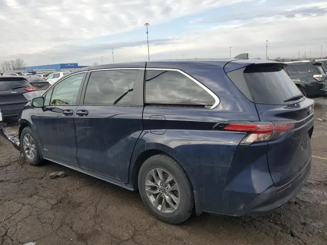 5TDKRKEC2MS037017 2021 2021 Toyota Sienna- LE 2