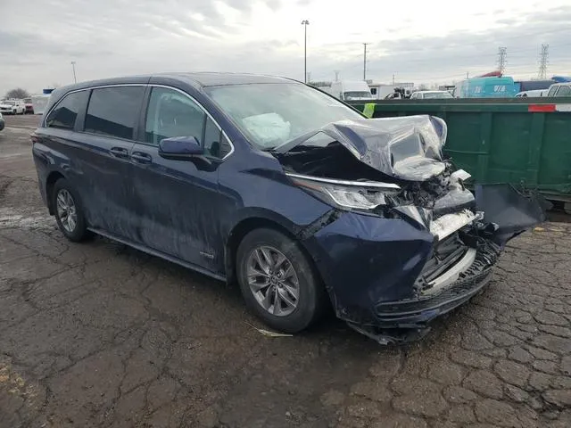 5TDKRKEC2MS037017 2021 2021 Toyota Sienna- LE 4