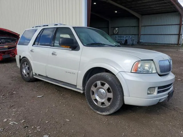 5LMFU275X5LJ03887 2005 2005 Lincoln Navigator 4