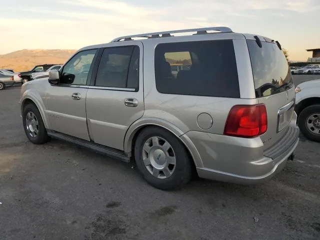 5LMFU27565LJ02977 2005 2005 Lincoln Navigator 2