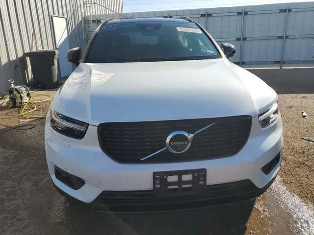 YV4162UM4M2456103 2021 2021 Volvo XC40- T5 R-Design 5