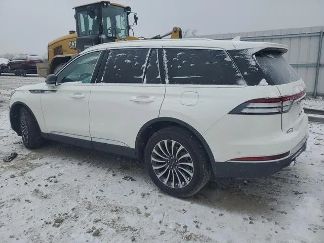 5LM5J7XC6PGL26620 2023 2023 Lincoln Aviator- Reserve 2