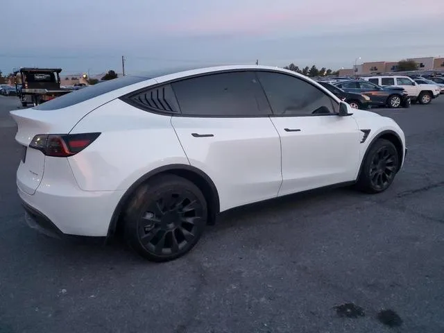 5YJYGDEE1MF213167 2021 2021 Tesla MODEL Y 3