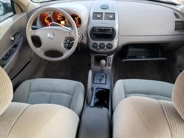 1N4AL11D42C115453 2002 2002 Nissan Altima- Base 8