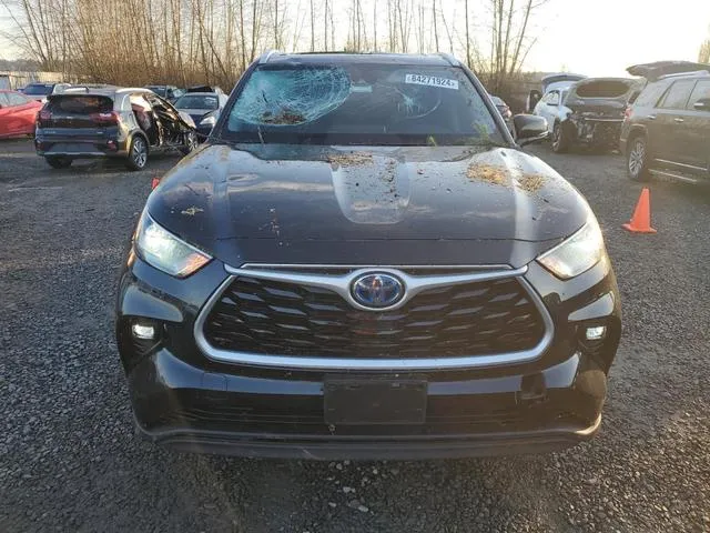 5TDHBRCH1MS516129 2021 2021 Toyota Highlander- Hybrid Xle 5