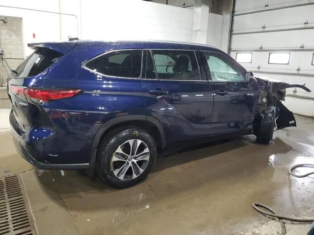 5TDGBRCH7MS517166 2021 2021 Toyota Highlander- Hybrid Xle 3