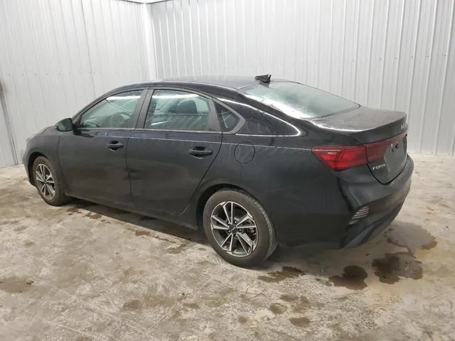 3KPF24AD7PE517584 2023 2023 KIA Forte- LX 2