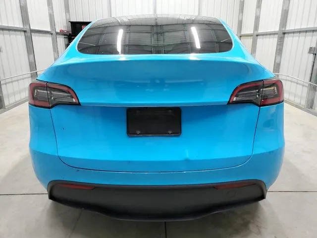 7SAYGAEE2NF361895 2022 2022 Tesla MODEL Y 6