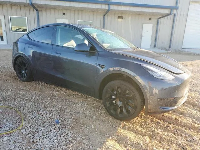 5YJYGDEE7MF067518 2021 2021 Tesla MODEL Y 4