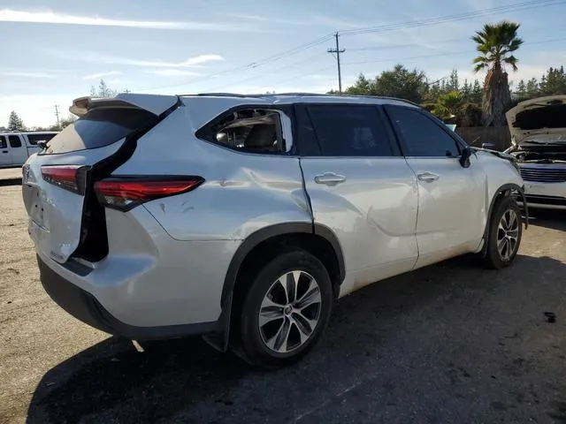 5TDKDRBH4PS019615 2023 2023 Toyota Highlander- L 3