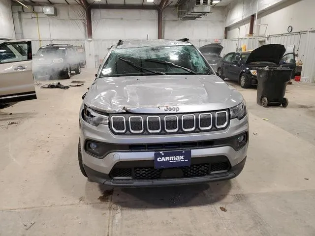 3C4NJDFB2NT109203 2022 2022 Jeep Compass- Latitude Lux 5