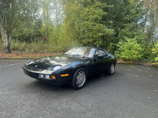 WP0JA0926CS821991 1982 1982 Porsche 928 2