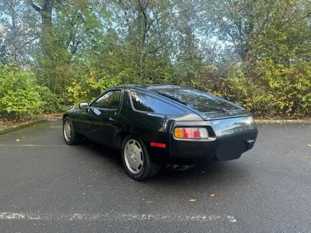 WP0JA0926CS821991 1982 1982 Porsche 928 3