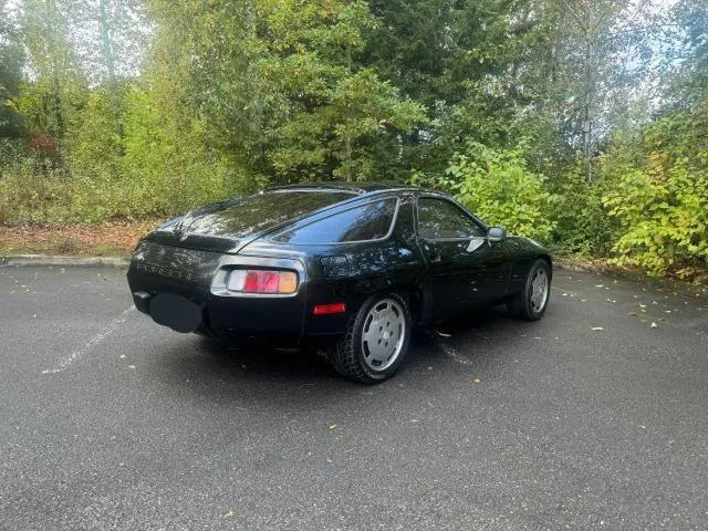 WP0JA0926CS821991 1982 1982 Porsche 928 4