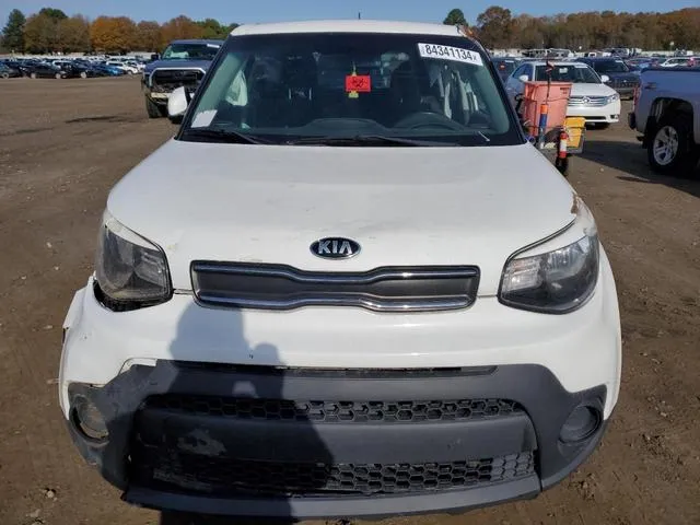 KNDJN2A23J7560119 2018 2018 KIA Soul 5