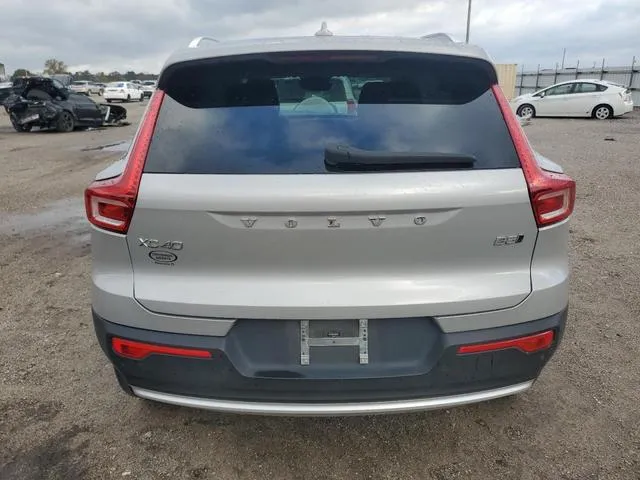 YV4L12UN4P2927283 2023 2023 Volvo XC40- Plus 6