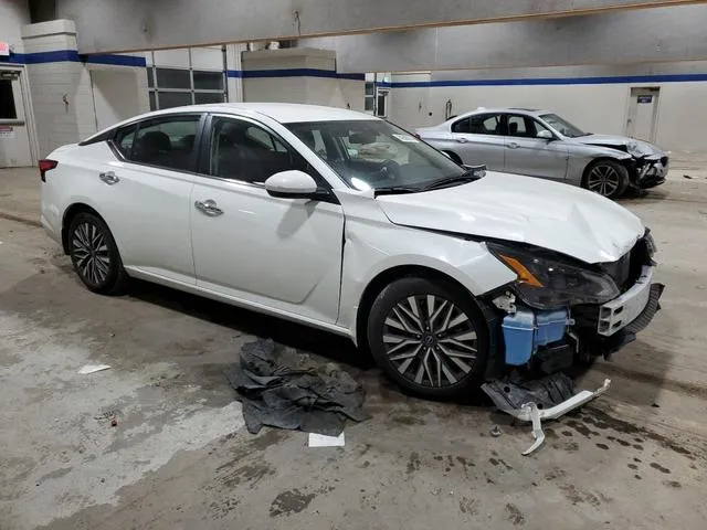 1N4BL4DV4PN327775 2023 2023 Nissan Altima- SV 4