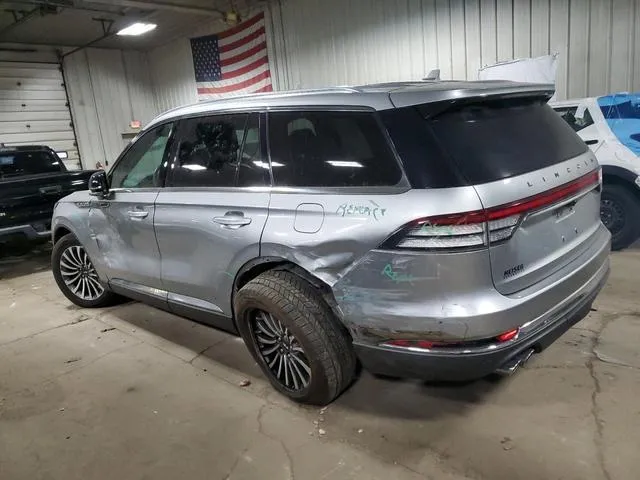 5LM5J7XC2LGL09632 2020 2020 Lincoln Aviator- Reserve 2