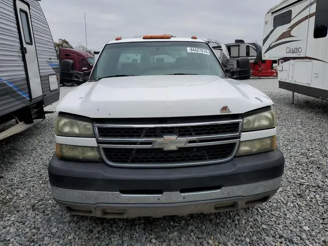 1GBJC33U06F226786 2006 2006 Chevrolet Silverado- C3500 5