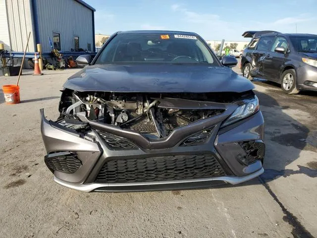 4T1K61AK5MU572169 2021 2021 Toyota Camry- Xse 5