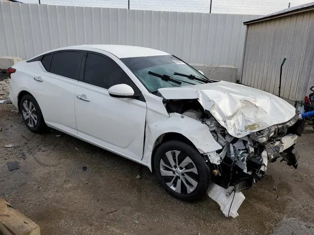 1N4BL4BV2LN318263 2020 2020 Nissan Altima- S 4