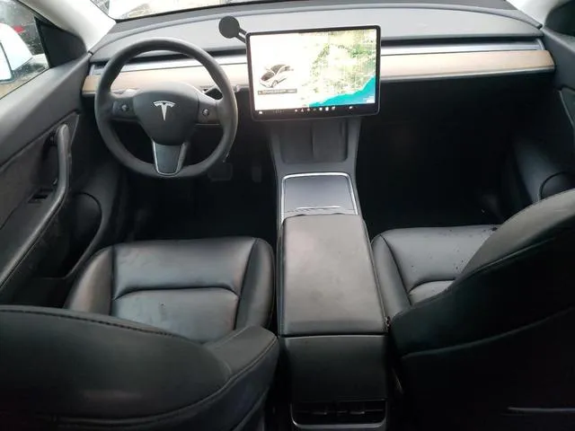 5YJYGDEE2MF131559 2021 2021 Tesla MODEL Y 8